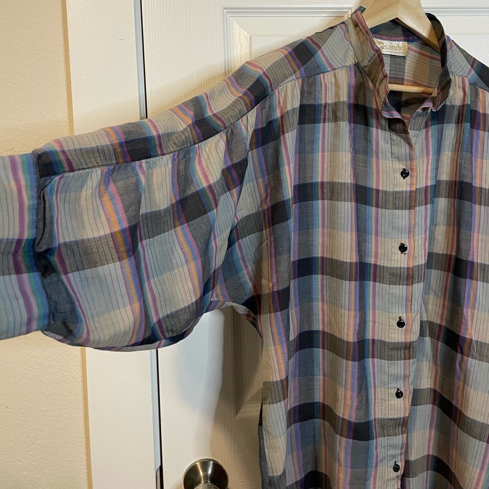 VTG Cassandra oversized gray / black plaid button down top plus sz 2X (?) - Picture 3 of 11